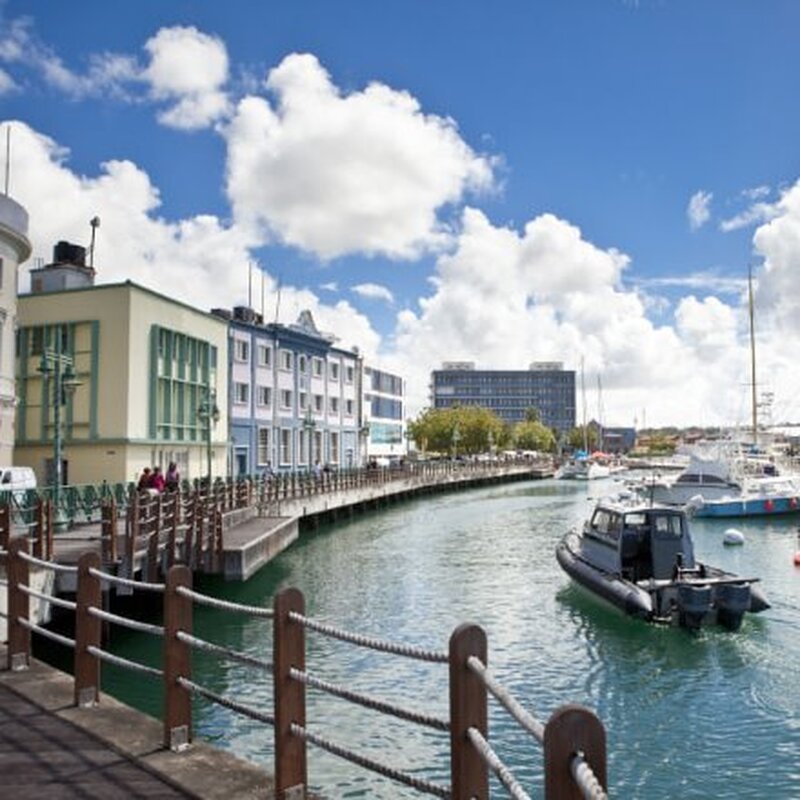 ブリッジタウン発　バルバドス360度アイランドツアー