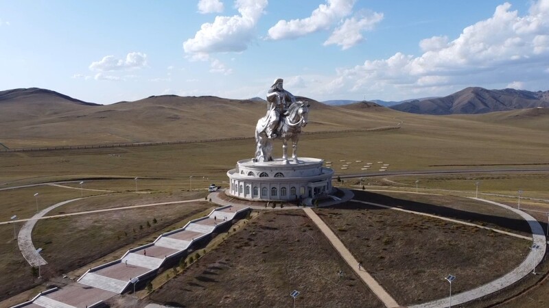 ウランバートル発　チンギス・ハーンと遊牧民に出会う テレルジ日帰り体験