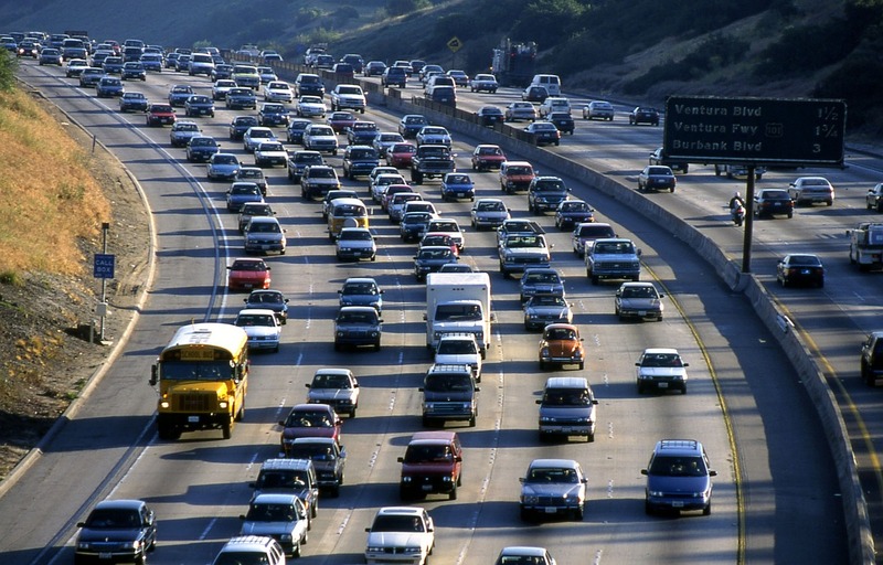ロサンゼルス空港&harr;ロサンゼルス市内　英語ドライバー空港送迎