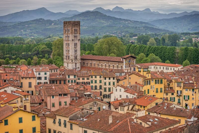 ルッカ　日本語ガイドサービス