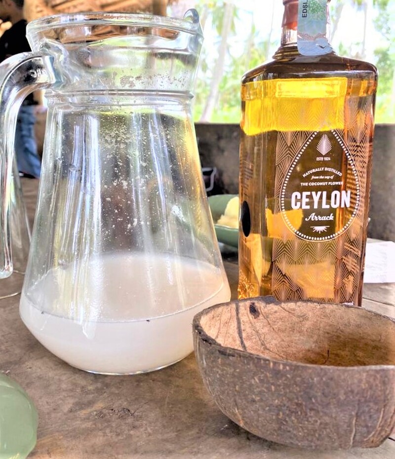 コロンボ発　スリランカの伝統的な朝食とアラック蒸溜所の見学