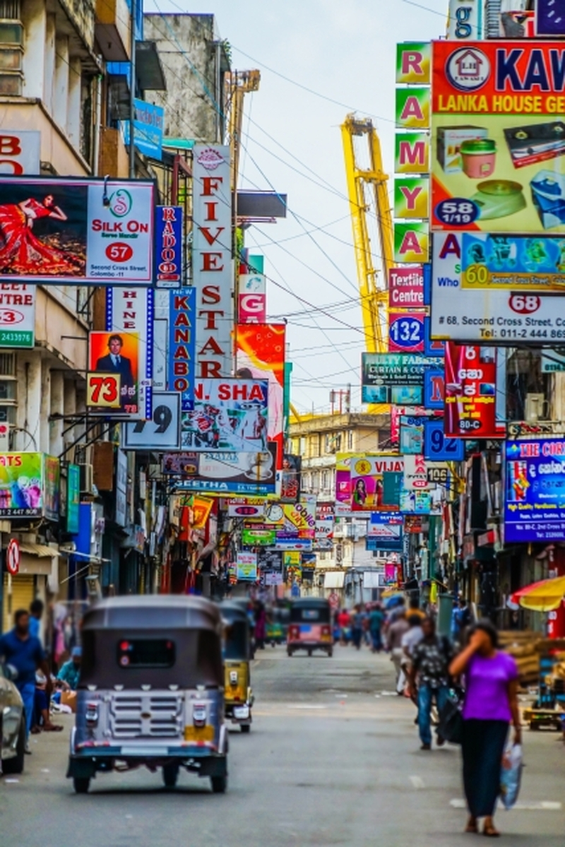 コロンボ市内　日本語ドライバーガイド付きプライベートツアー
