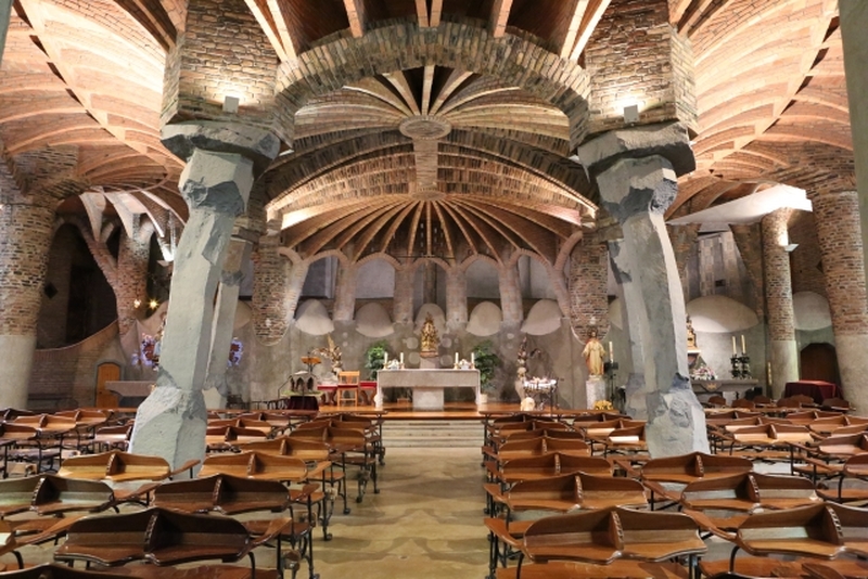 バルセロナ　日本語アシスタントサービス（ノンライセンスガイド）