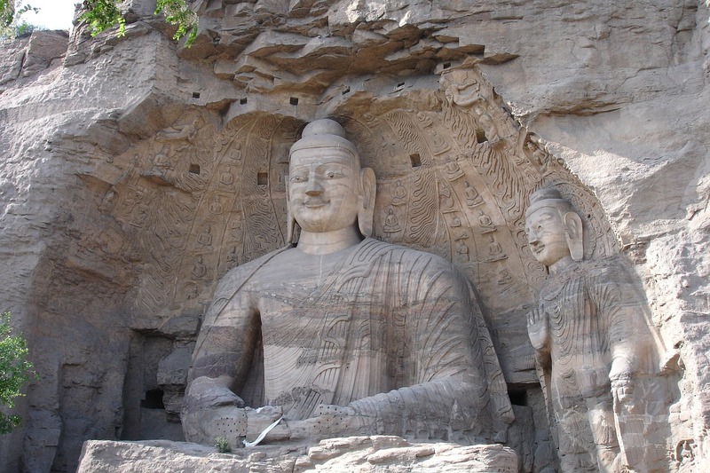 大同発　&Prime;世界遺産&rdquo;雲崗石窟と懸空寺1日観光