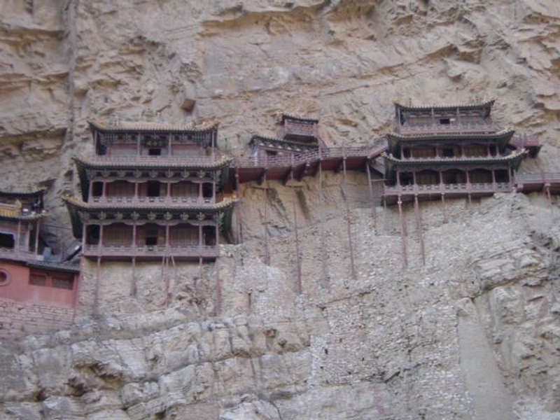 北京発　鉄道で行く雲崗石窟と懸空寺1日観光