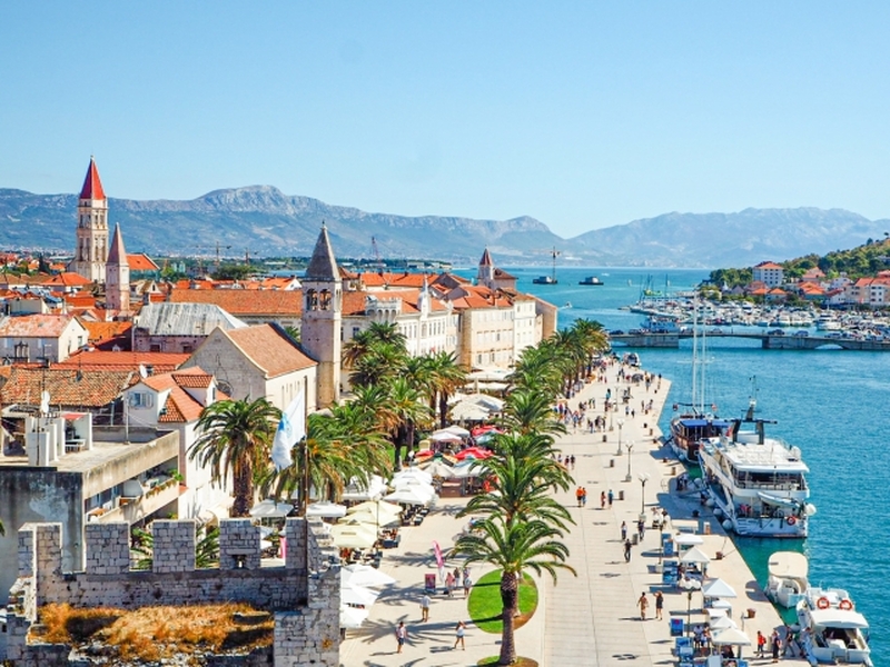 スプリット発　2つの世界遺産スプリットとトロギール1日ツアー
